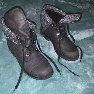 Roxy boots grey women’s size 8